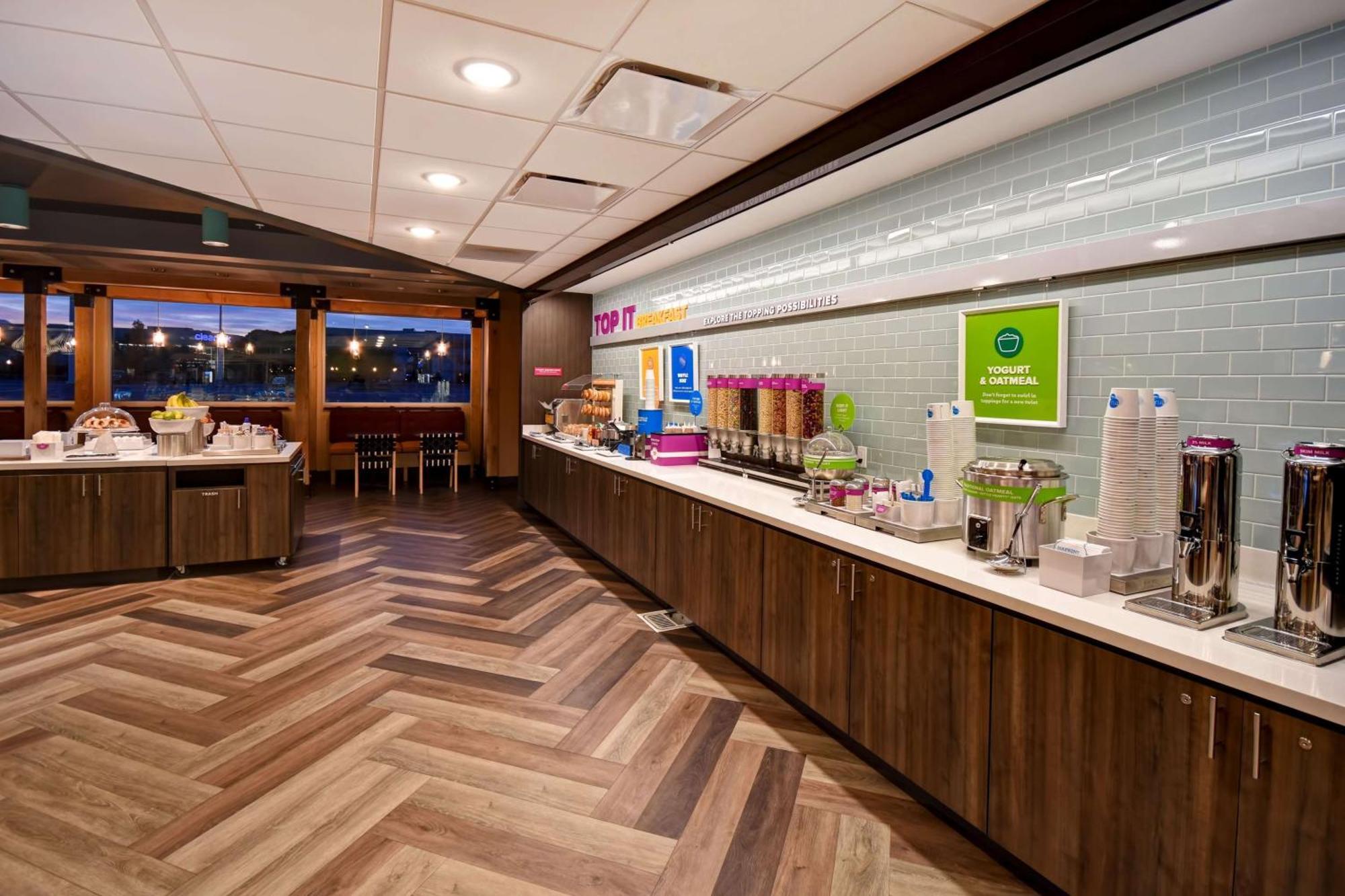 Tru By Hilton Salt Lake City Airport Exterior photo